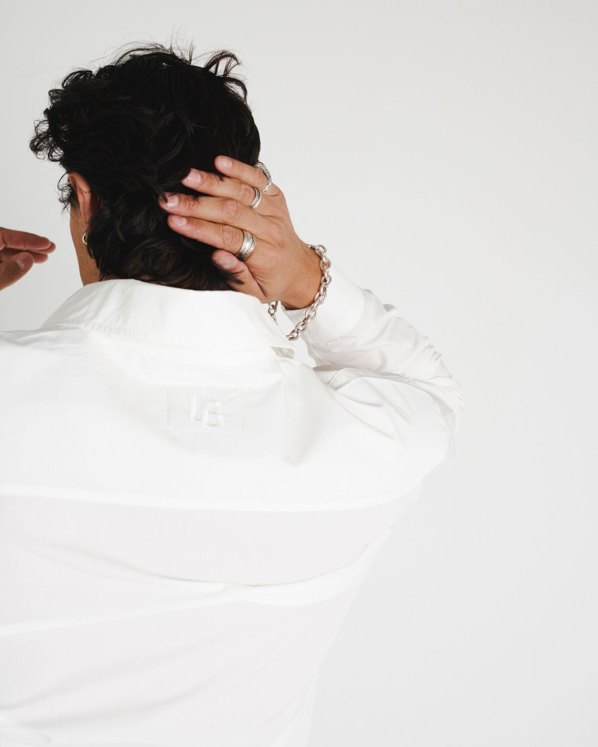 LOGO LONG SLEEVE SHIRT - WHITE