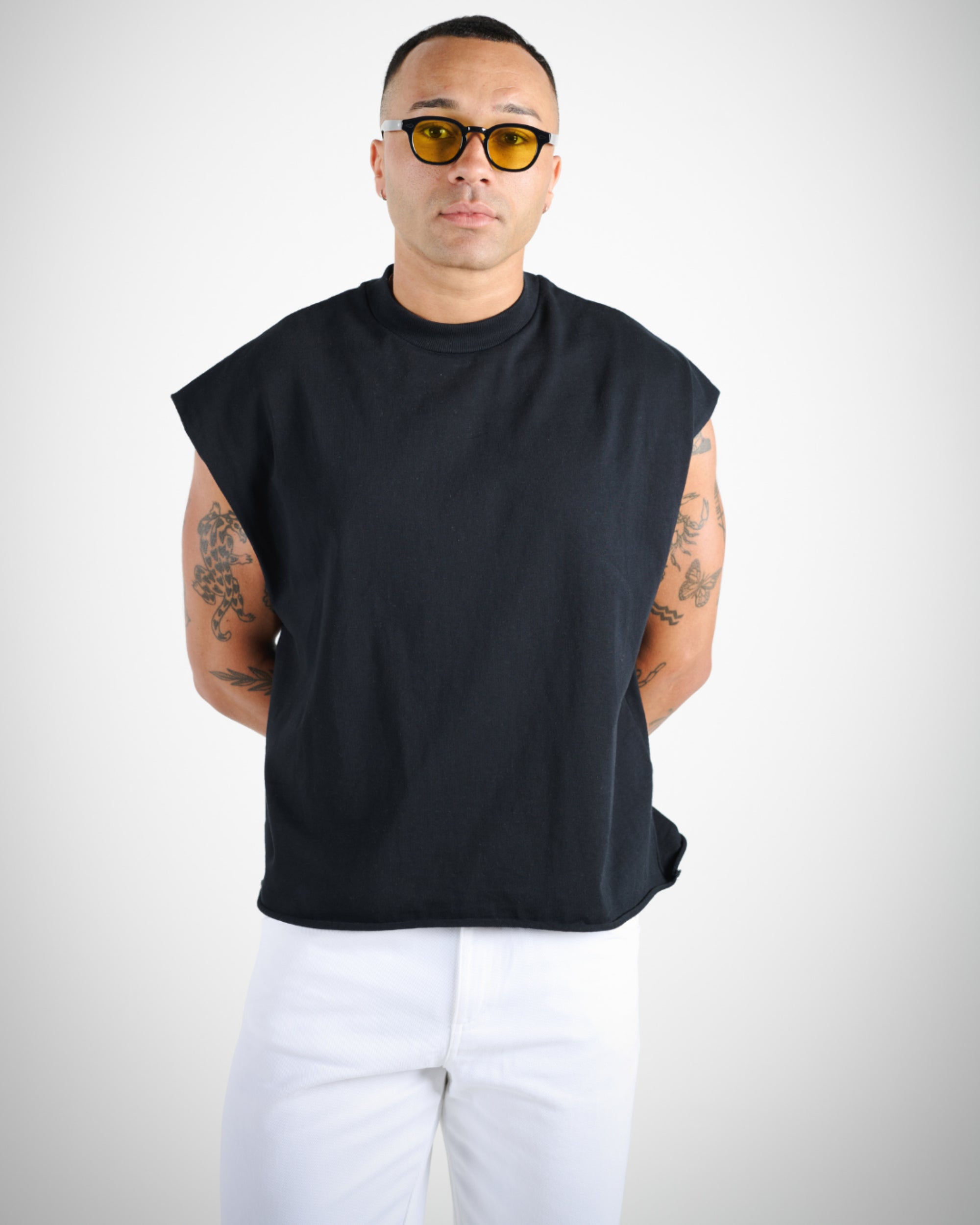 CROP CUT OFF - BLACK