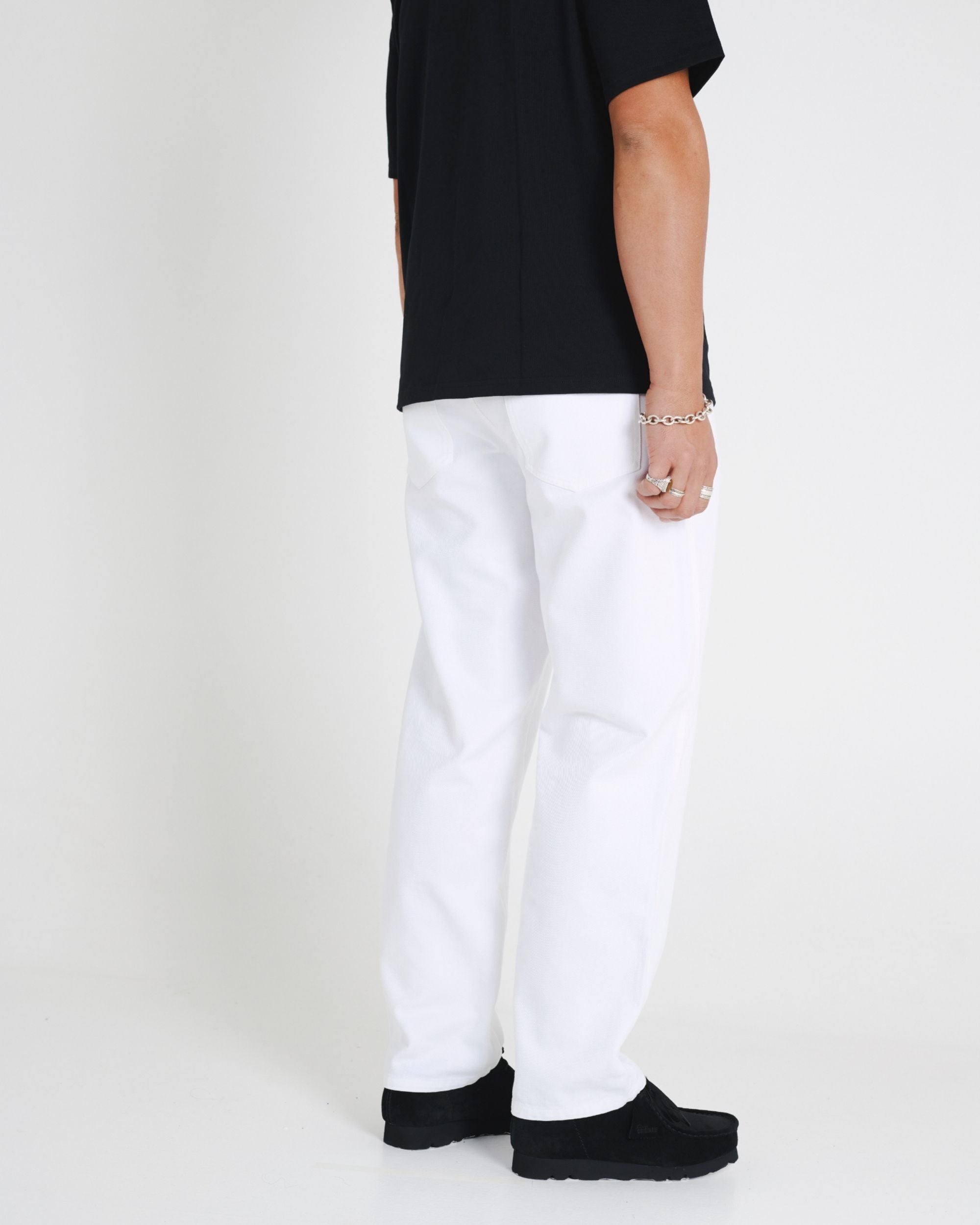 STRAIGHT LEG DENIM - WHITE