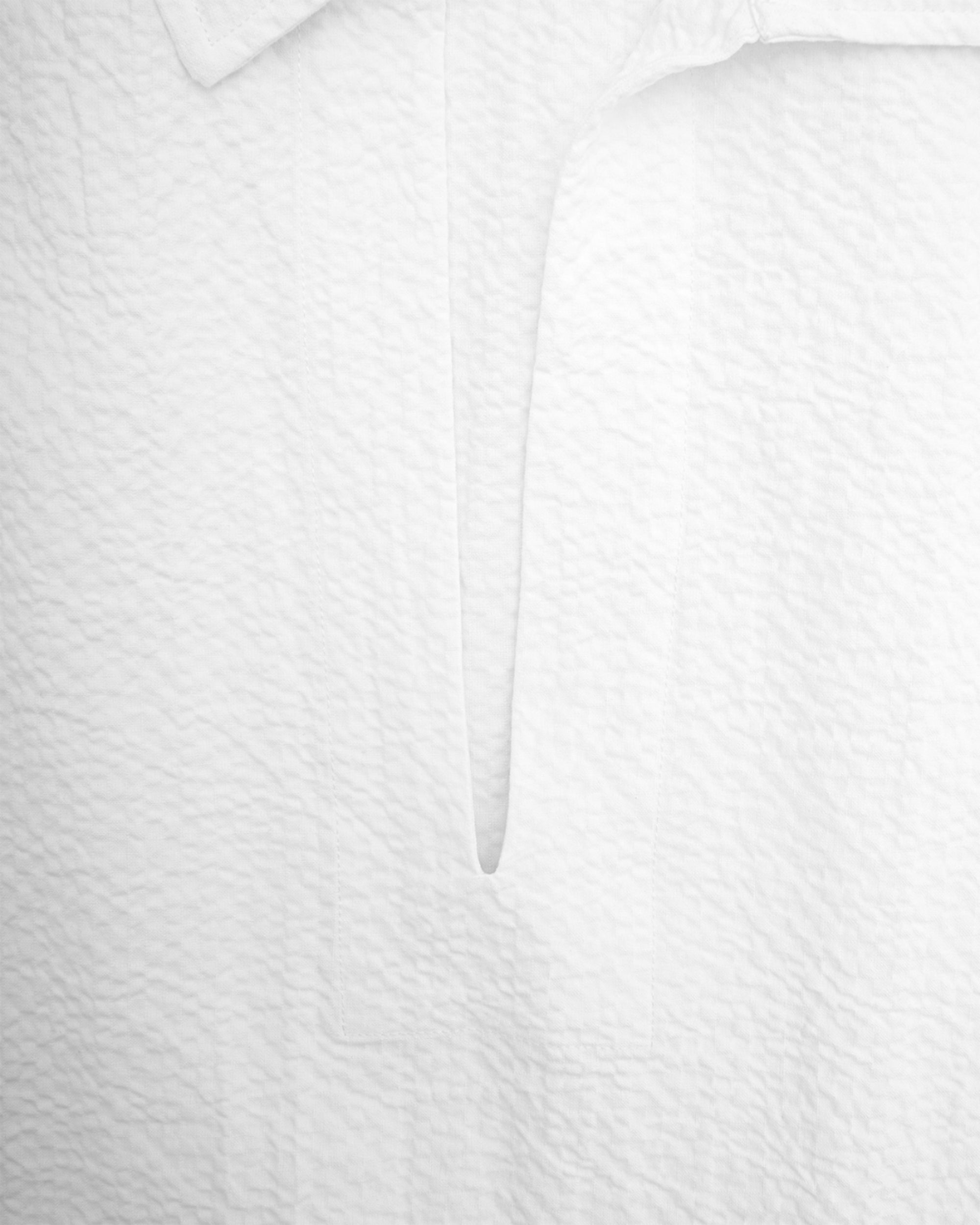 V NECK SEERSUCKER SHIRT - WHITE