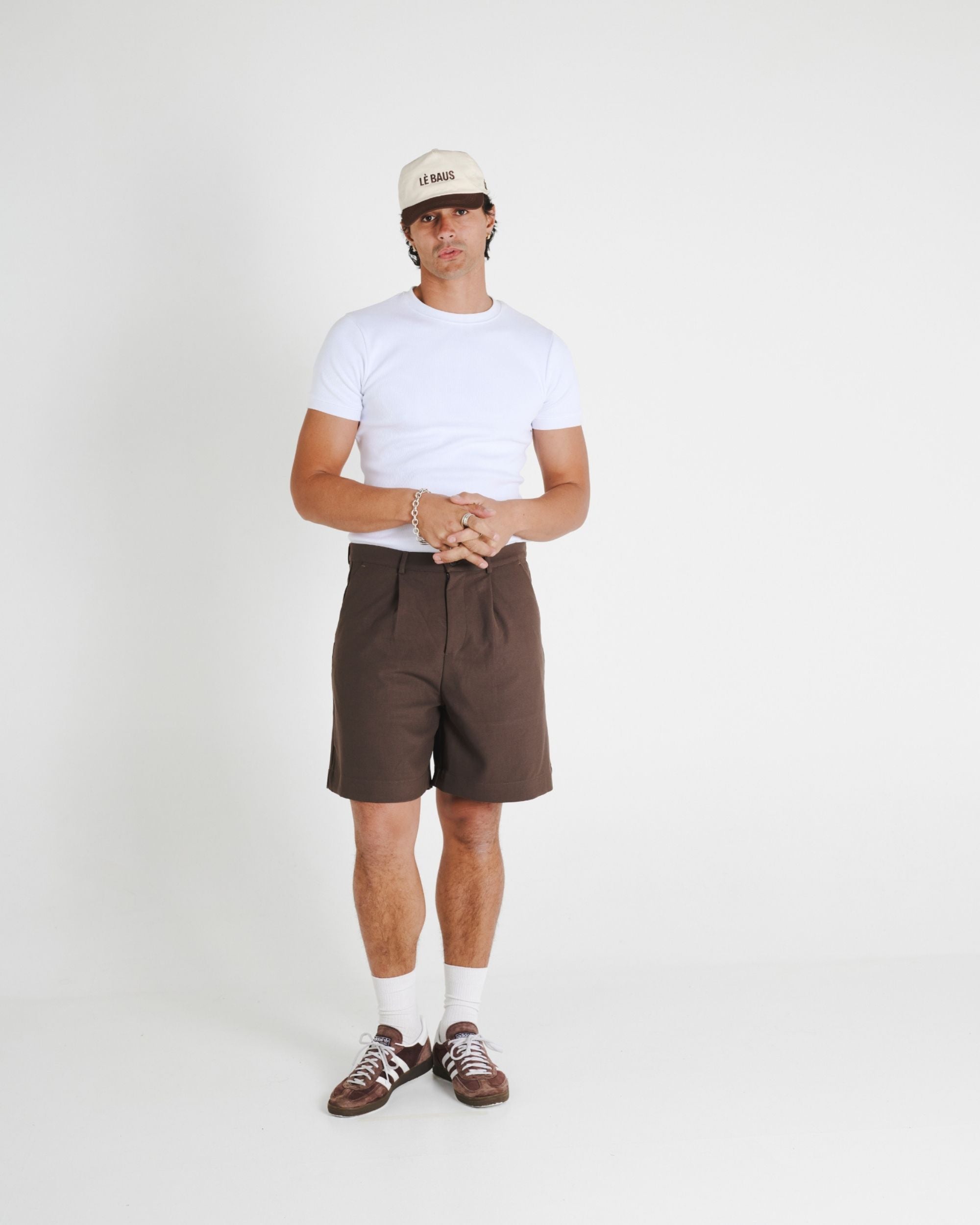 SINGLE PLEAT SHORT - BROWN