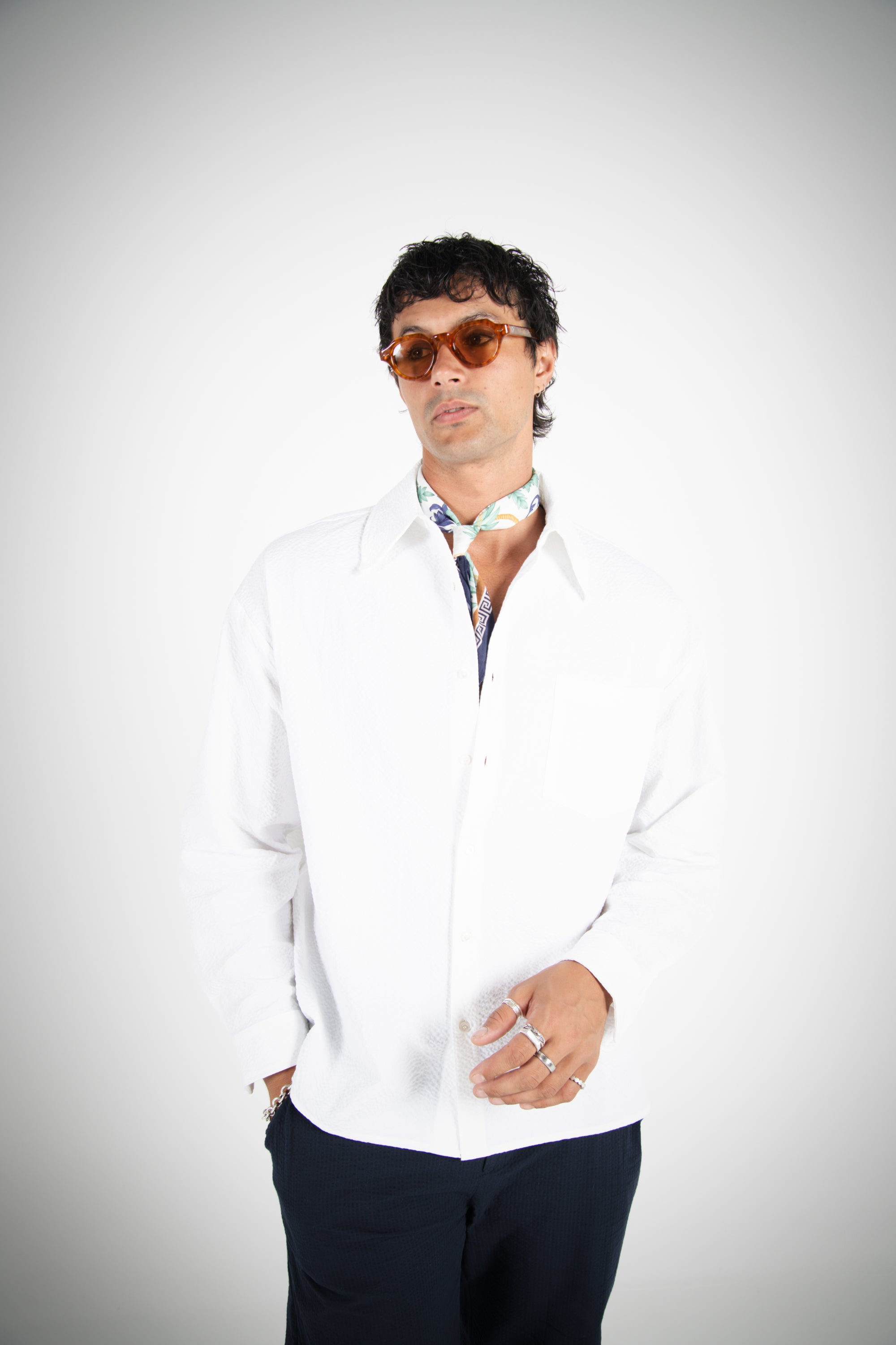 L/S CROP SEERSUCKER SHIRT - WHITE