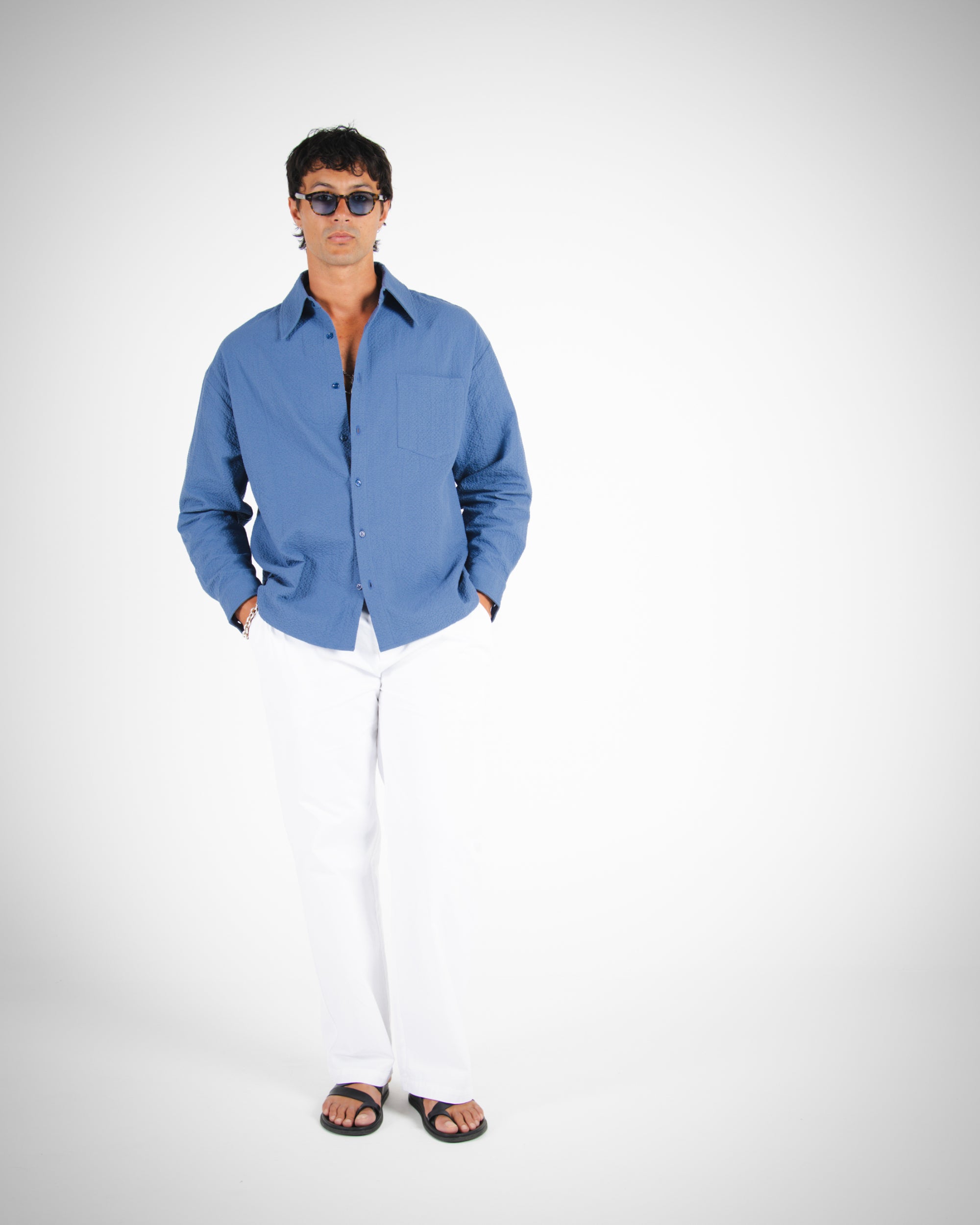 L/S CROP SEERSUCKER SHIRT - LIGHT BLUE