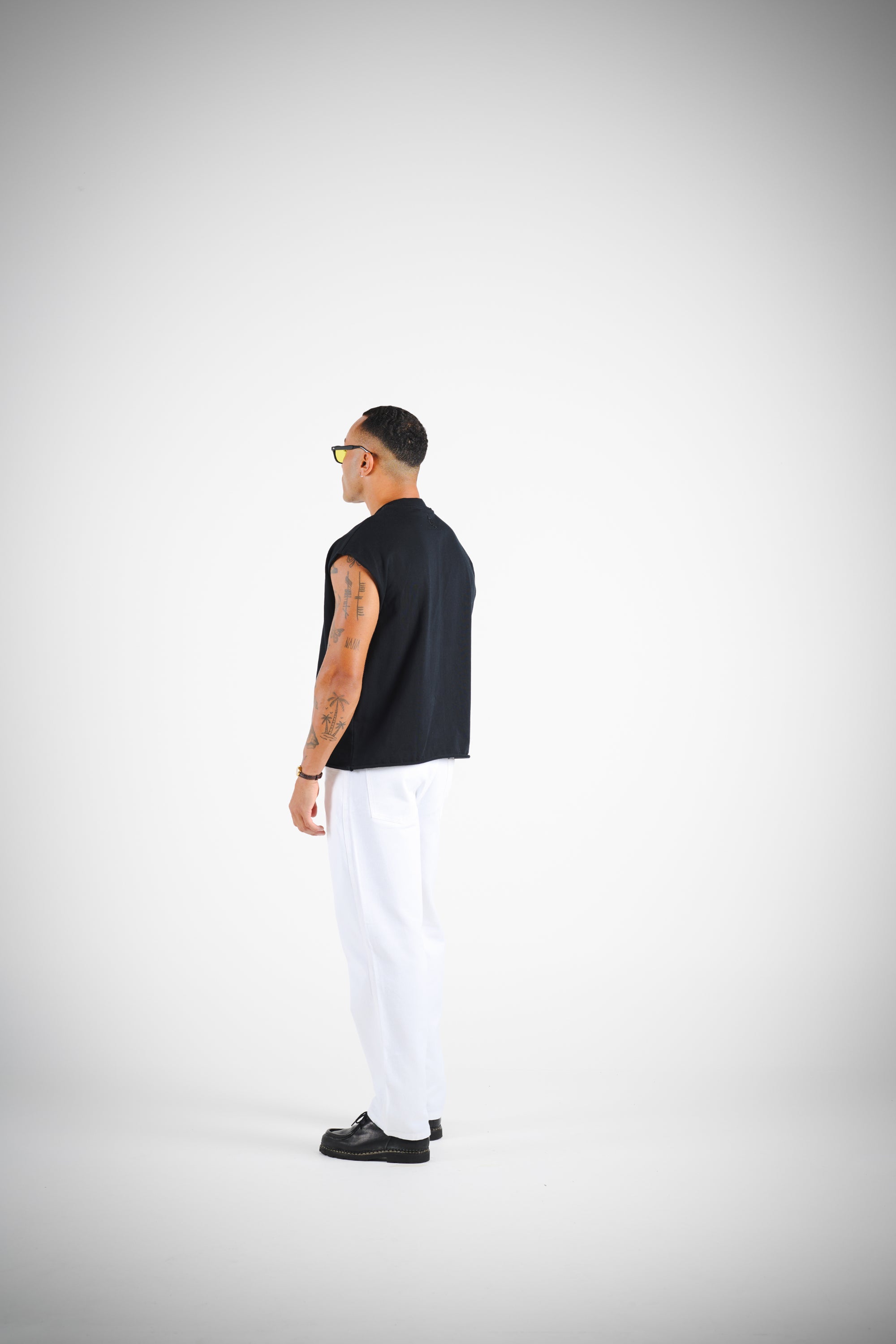 CROP CUT OFF - BLACK