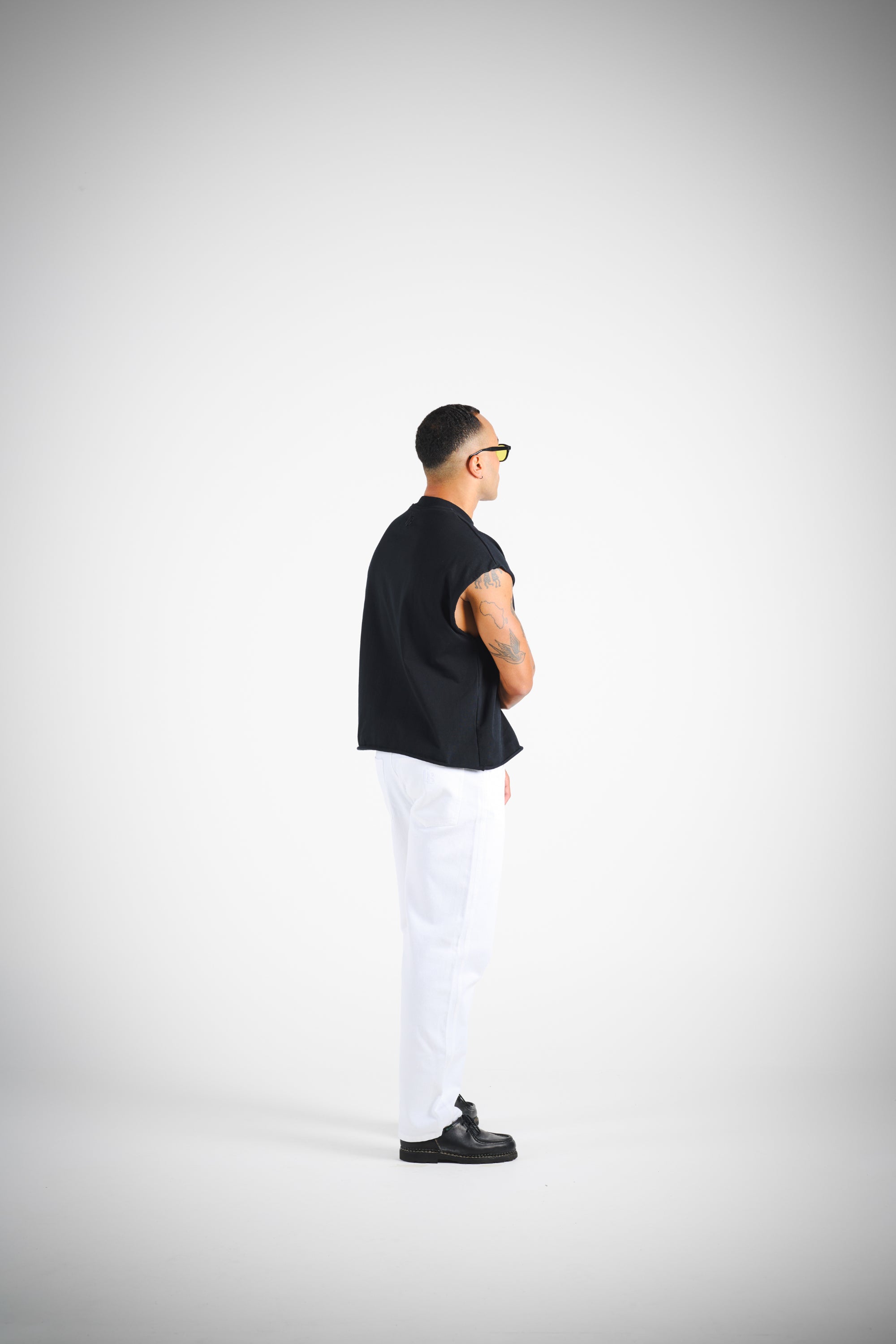 CROP CUT OFF - BLACK