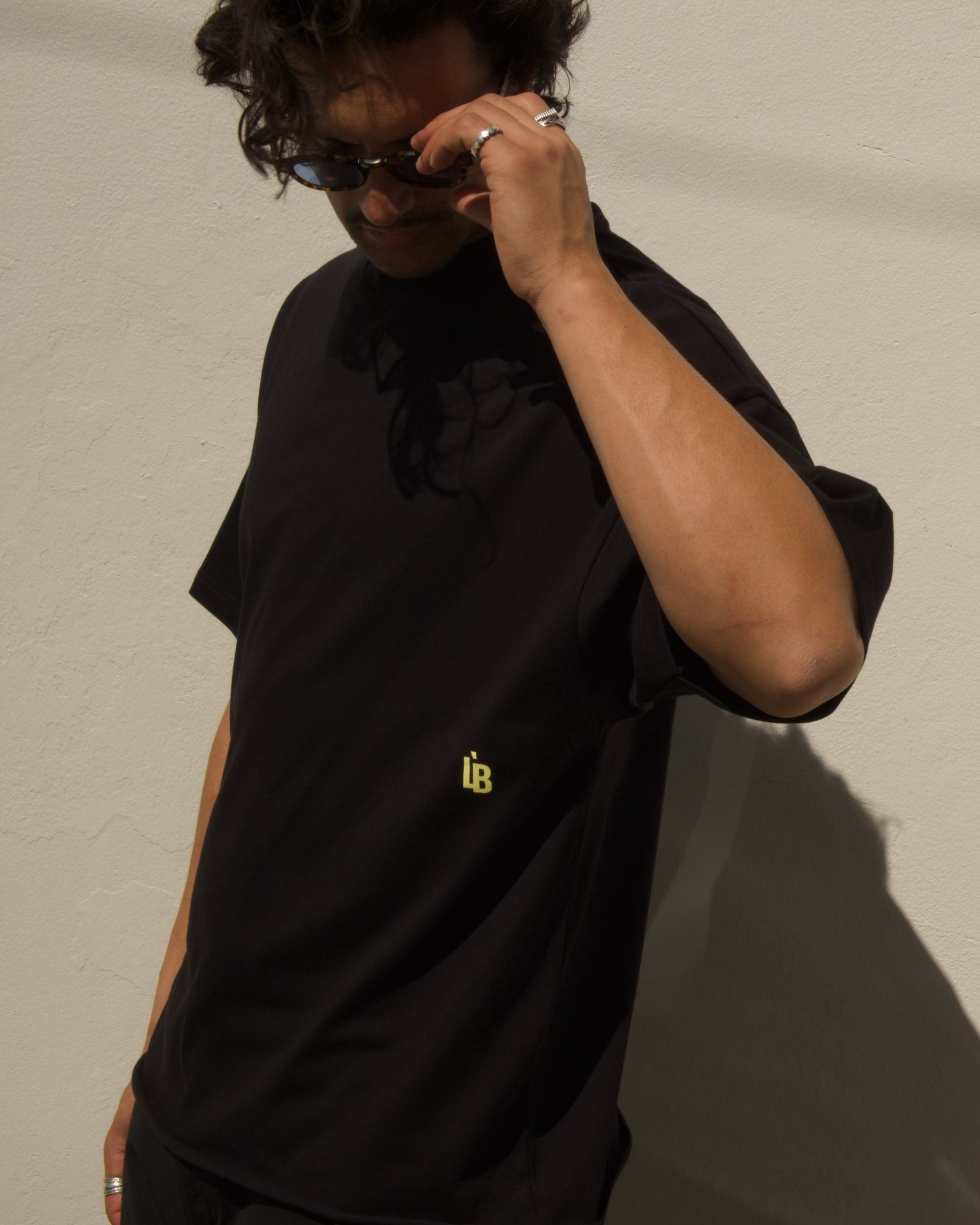 CROP LOGO T-SHIRT - BLK/YLW