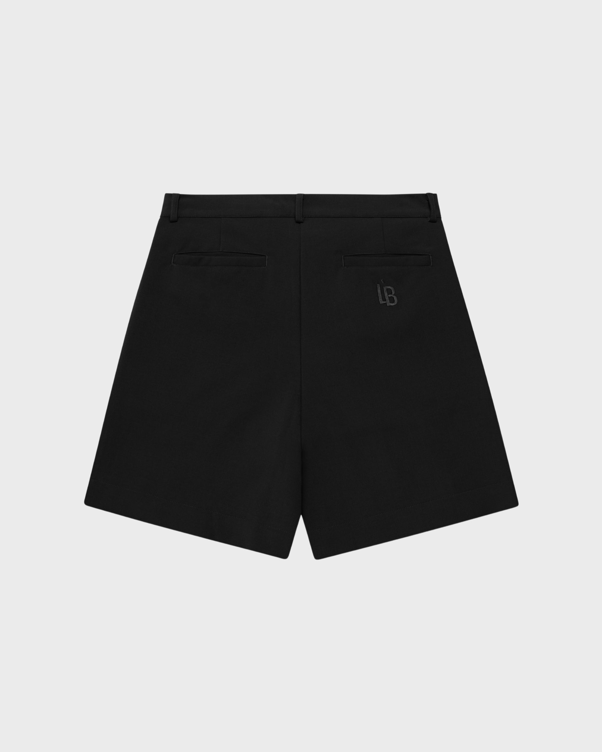 SINGLE PLEAT SHORT - BLACK