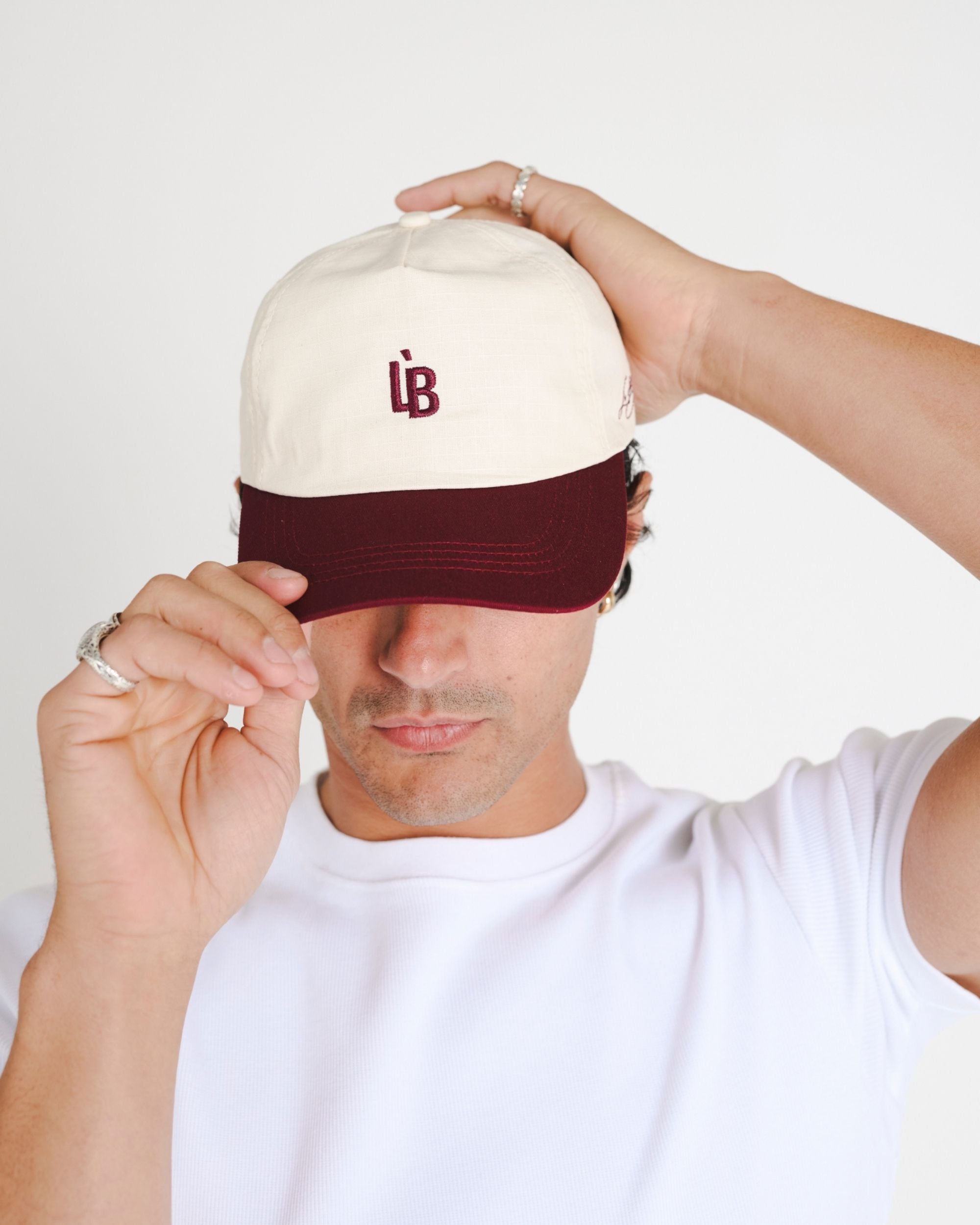 LÈ BAUS 5 PANEL CAP - CREAM/BURGUNDY
