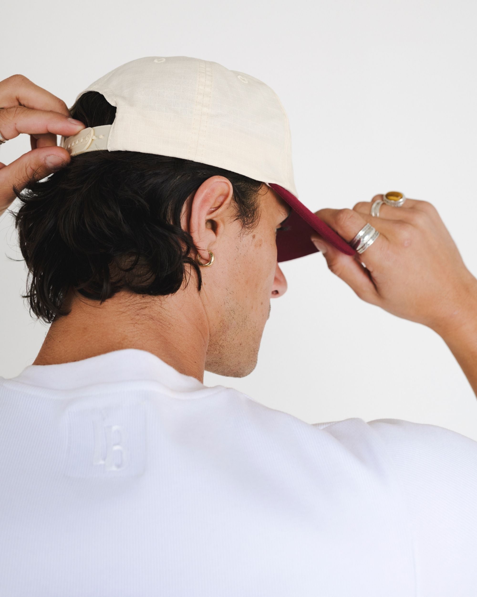 LÈ BAUS 5 PANEL CAP - CREAM/BURGUNDY