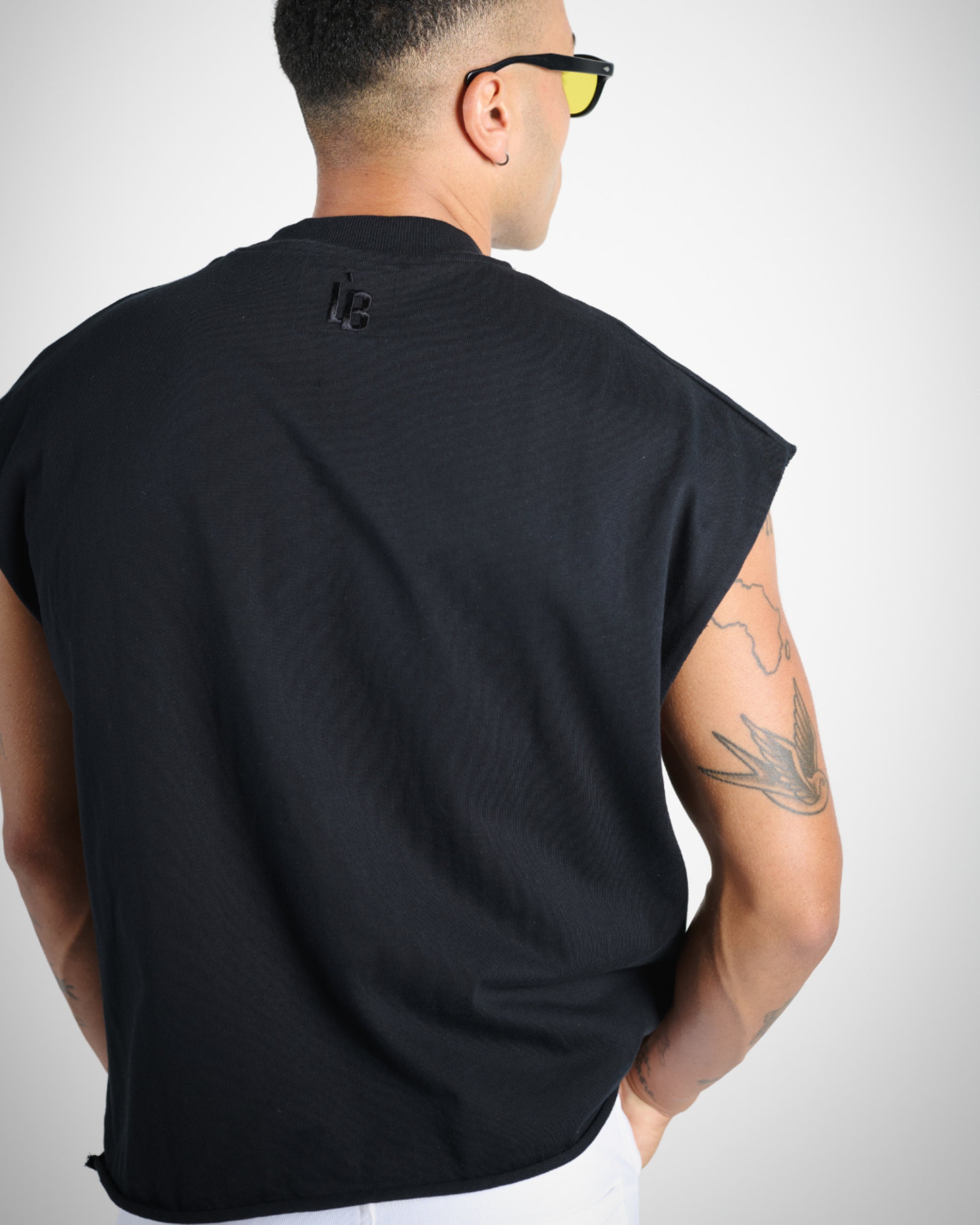 CROP CUT OFF - BLACK