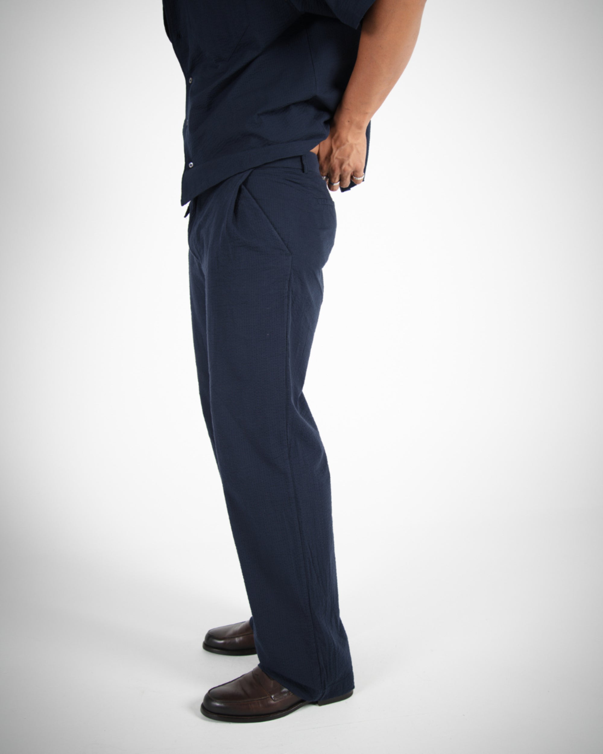 WIDE LEG SEERSUCKER TROUSER - NAVY