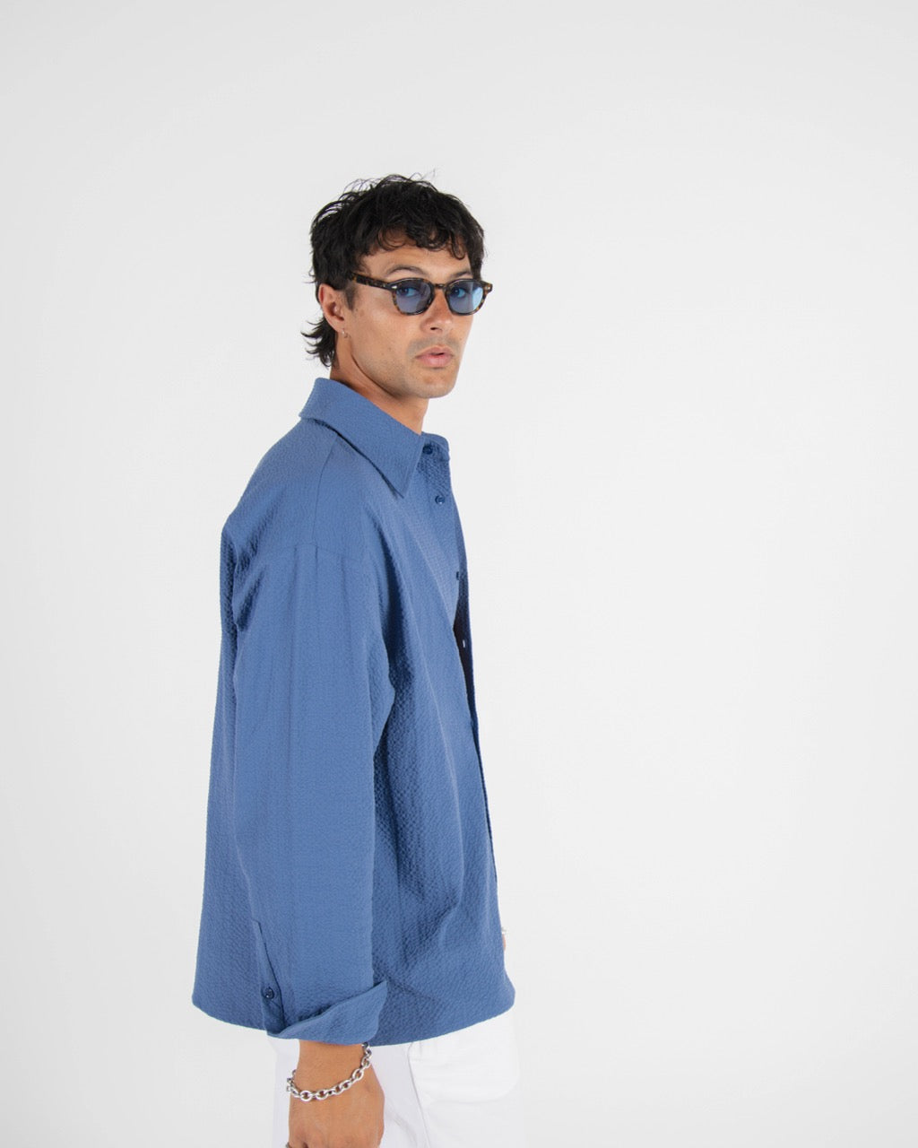 L/S CROP SEERSUCKER SHIRT - LIGHT BLUE