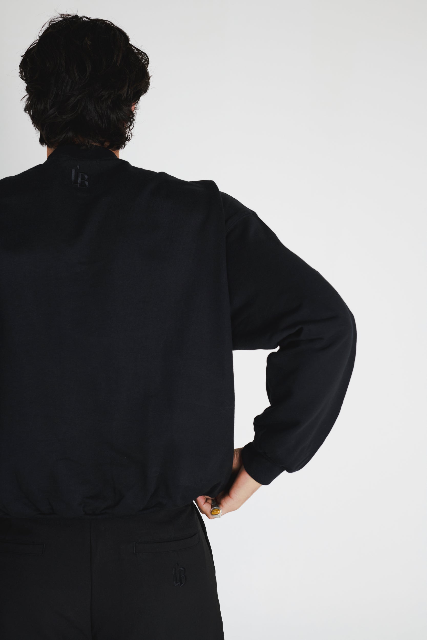 LOGO CREWNECK SWEATER