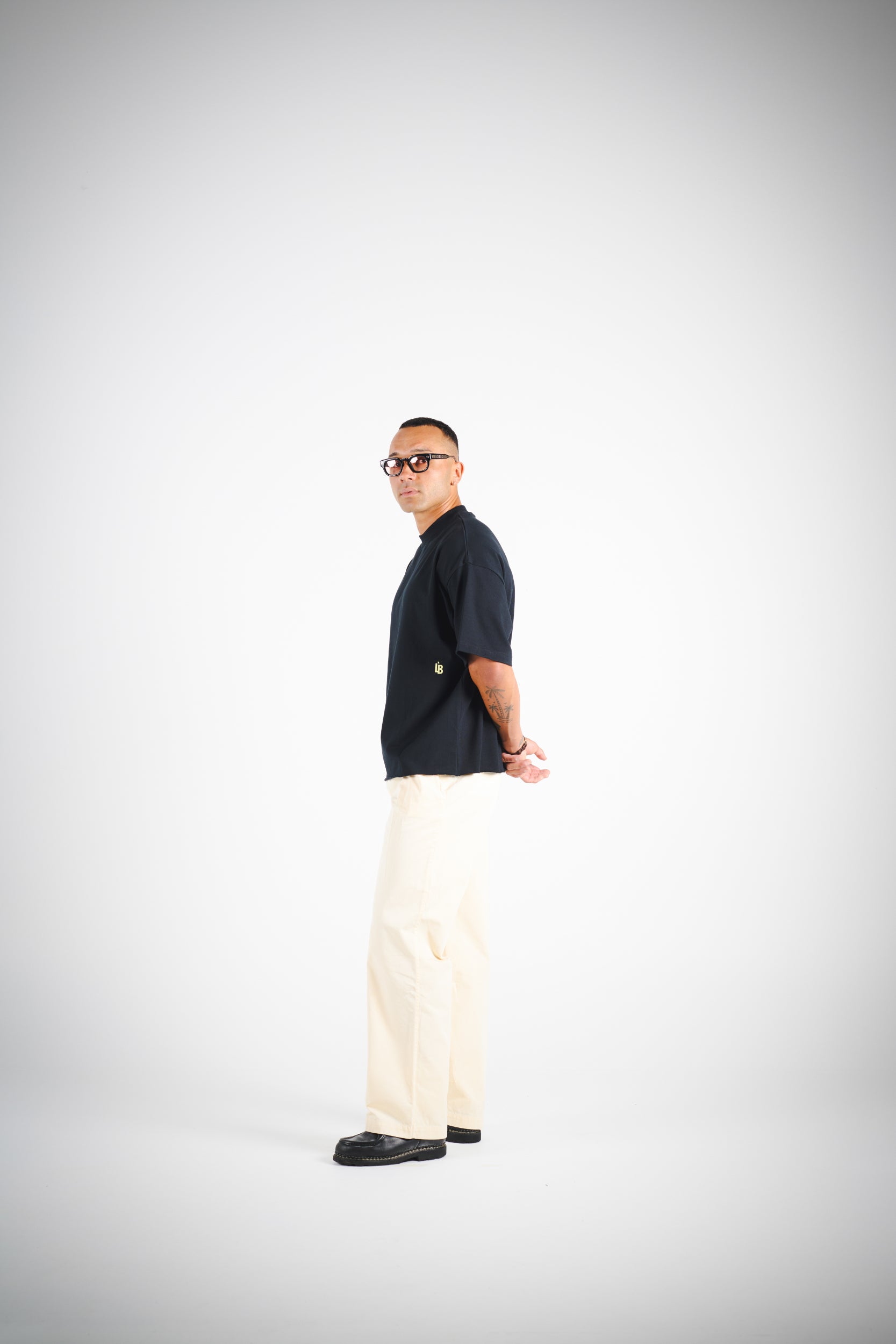 CROP LOGO T-SHIRT - BLK/YLW