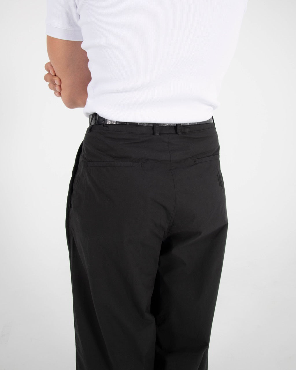 DOUBLE PLEAT WIDE LEG TROUSER - BLACK
